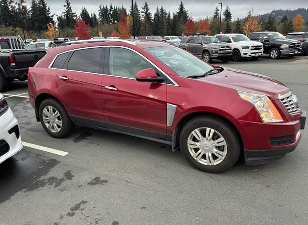 2013 Cadillac SRX AWD Luxury | Leather | Heated Seats! image 3