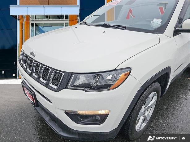 2018 Jeep Compass North | One Owner! image 8