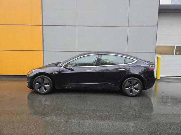 2019 Tesla Model 3 Standard Range RWD *Ltd Avail* | One Owner | No Accidents! image 3