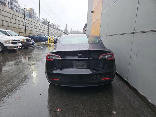 2019 Tesla Model 3 Standard Range RWD *Ltd Avail* | One Owner | No Accidents! image 5