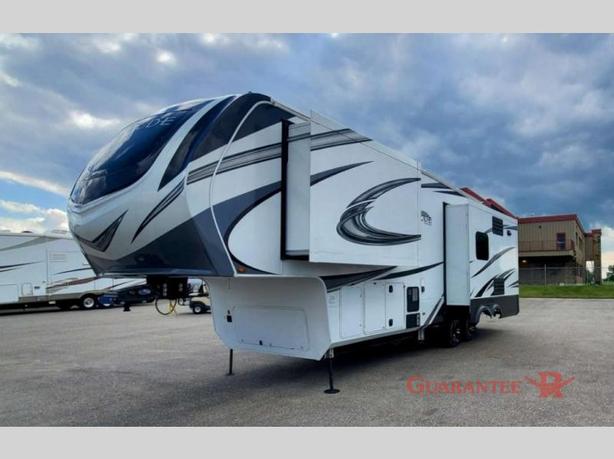 Used 2022 Grand Design Solitude 280RK image 3