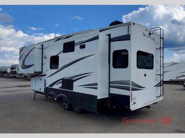 Used 2022 Grand Design Solitude 280RK image 7