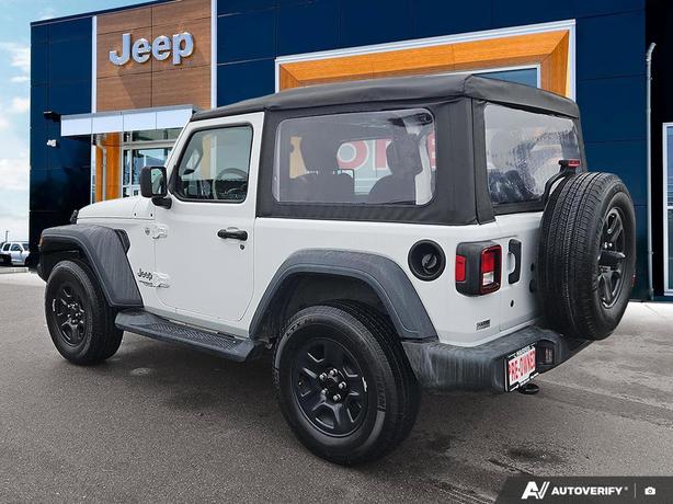 2019 Jeep Wrangler Sport 4x4 | No Reported Accidents! image 4