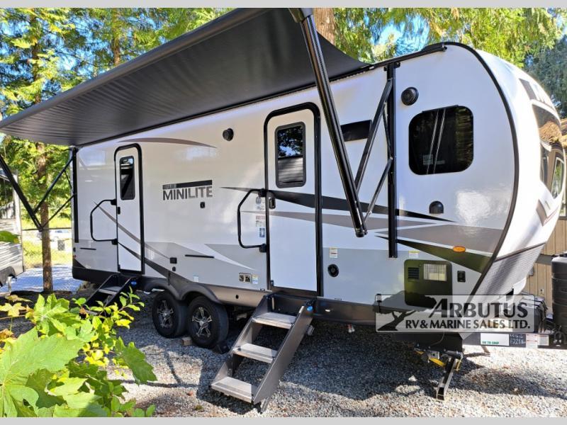 Used 2023 Forest River RV Rockwood Mini Lite 2516S display photo