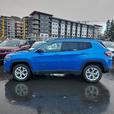2024 Jeep Compass North thumbnail image 3