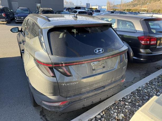 2023 Hyundai Tucson Urban Edition LOW KMS! BACKUP CAMERA! BLINDSPOT! image 3
