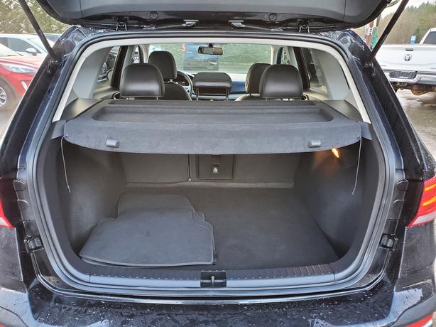 2022 Volkswagen Taos Comfortline AWD - Heated Seats, Moonroof image 8