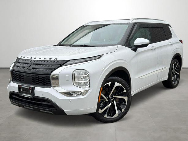 2024 Mitsubishi Outlander GT - No Accidents, Sunroof, Power Liftgate image 1
