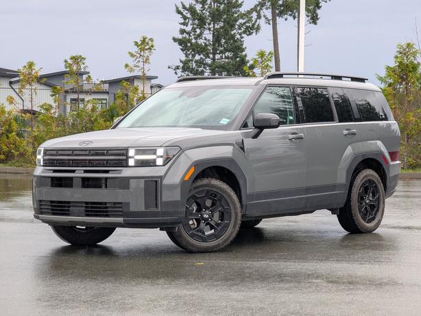 2025 Hyundai Santa Fe XRT - No Accidents, AWD, Sunroof, Heated Seats image 1