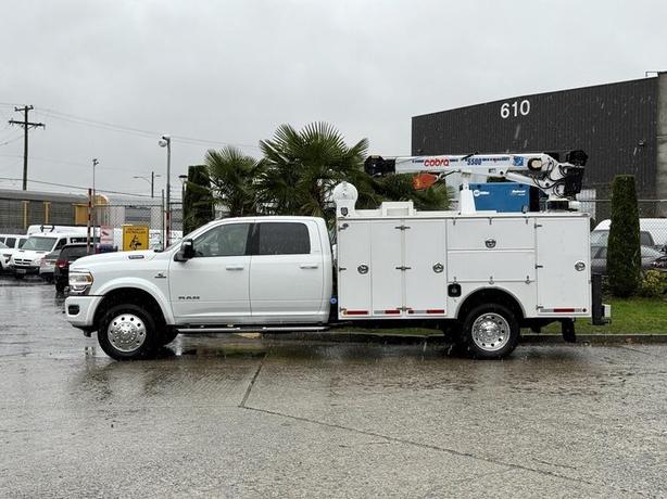 2024 RAM 5500 Laramie 4x4 Cummins Service Truck with Cobra 5500 Crane image 6
