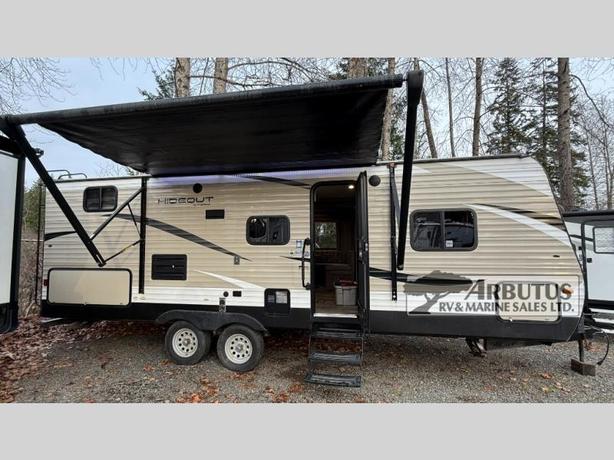 Used 2018 Keystone RV Hideout 24BHSWE image 2