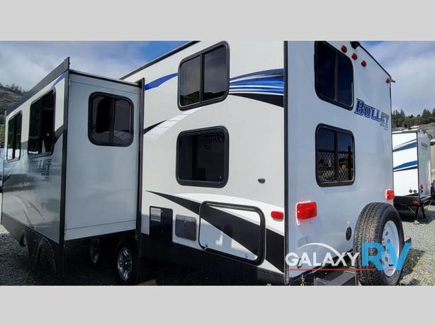 Used 2018 Keystone RV Bullet 272BHSWE image 2