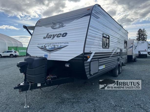 Used 2022 Jayco Jay Flight SLX Western Edition 212QBW image 3