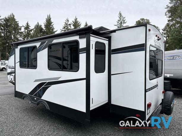 Used 2022 Heartland North Trail 27LRSS image 5