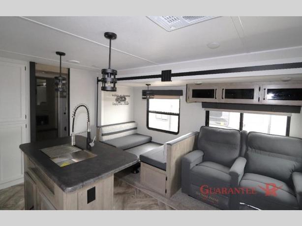 Used 2023 Palomino Puma 32BH2B image 7