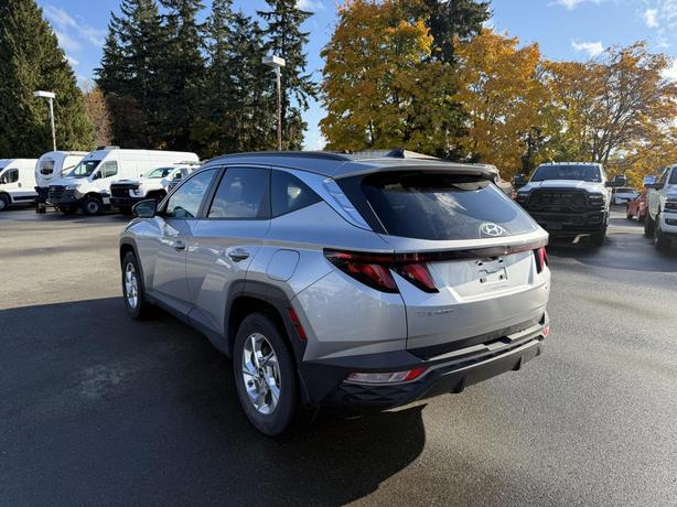 2024 Hyundai Tucson Preferred image 3