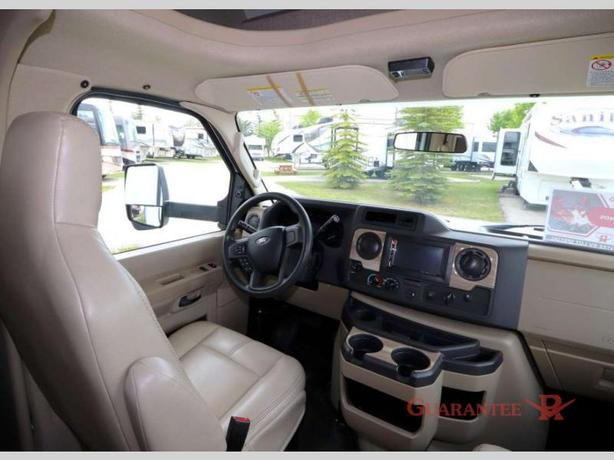 Used 2023 Thor Motor Coach Four Winds 28Z image 7