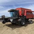 1997 Massey Ferguson 8680 Combine Harvester Diesel thumbnail image 3