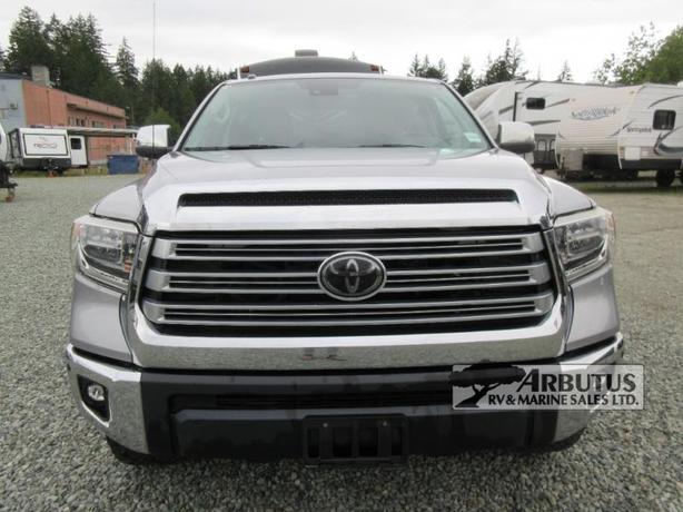 Used 2018 TOYOTA Tundra 5.7L V8 image 2