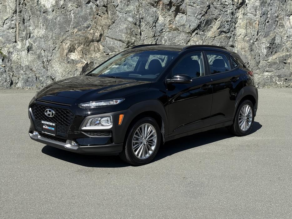 2020 Hyundai Kona Preferred - Air Conditioning & Parking Camera Rear display photo