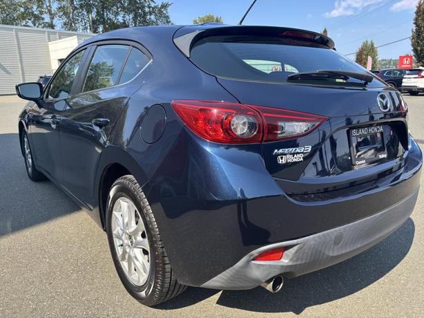 2016 Mazda3 GS image 5