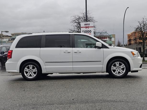 2017 Dodge Grand Caravan 4dr Wgn Crew Plus image 4