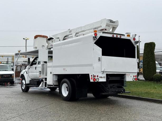 2015 Ford F750 XLT Super Duty Cummins Versalift Bucket Truck with 11-Foot Dump image 7
