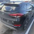 2018 Hyundai Tucson SE ONE OWNER! LOW KMS! LEATHER! SUNROOF! HEATED SEATS / STEE thumbnail image 4