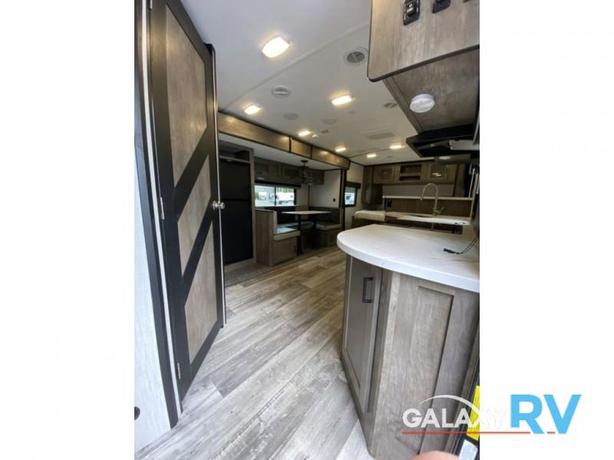 Used 2021 Heartland North Trail 22RBS image 4