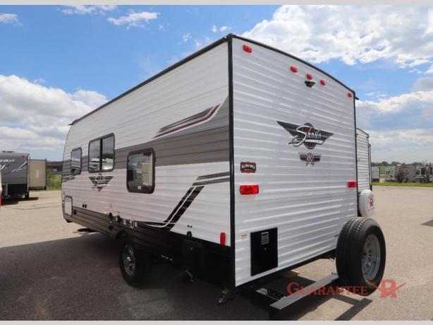 Used 2022 Shasta RVs Shasta 18BH image 4