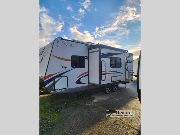 Used 2017 Northwood Nash 24M image 3