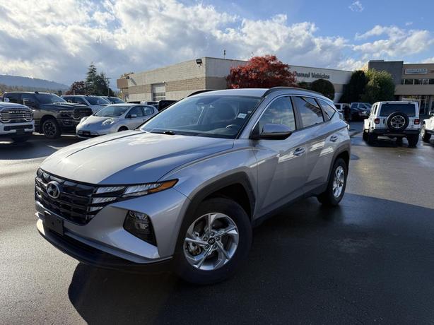 2024 Hyundai Tucson Preferred image 1