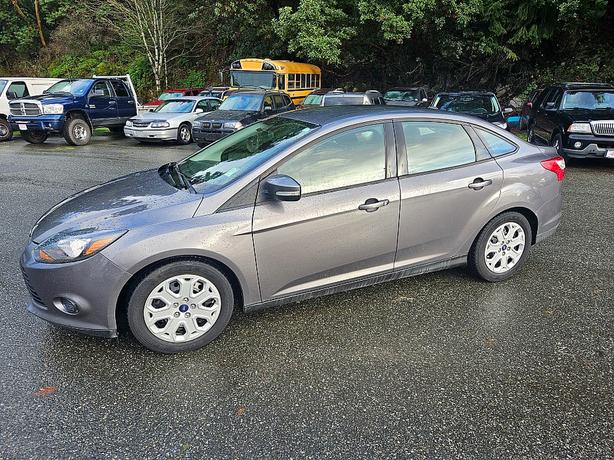 2014 Ford  Focus SE image 3