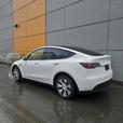 2023 Tesla Model Y Long Range AWD | GPS Navigation! thumbnail image 4