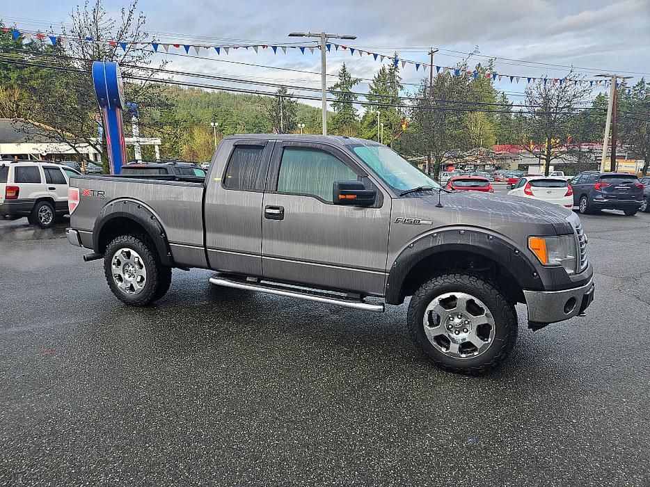 2011 Ford  F-150 XLT display photo