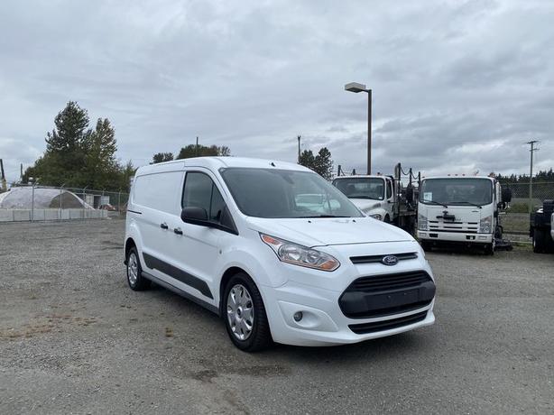 2017 Ford Transit Connect Cargo Van XLT LWB with Rear Shelving and Backup Camera image 7
