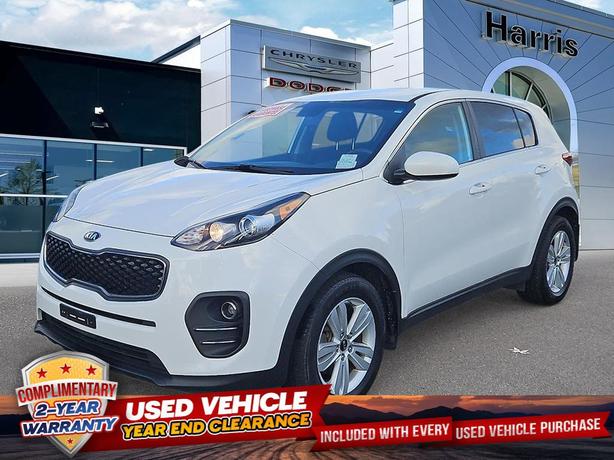2017 Kia Sportage LX FWD | Heated Seats | Bluetooth! image 1