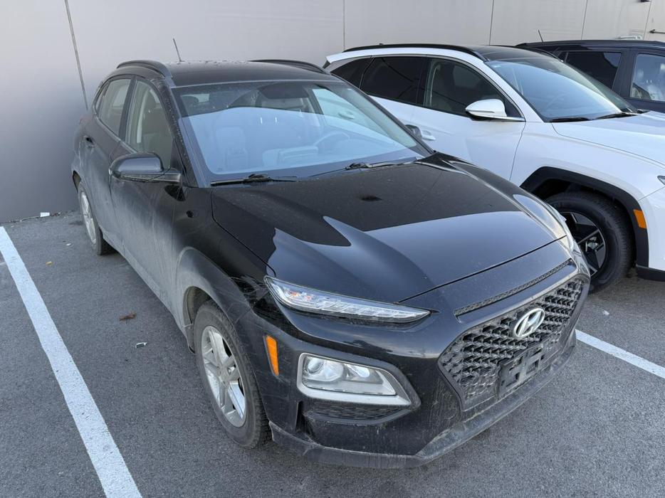 2021 Hyundai Kona Essential BLUETOOTH! BACKUP CAMERA! HEATED SEATS! NO ACCIDENT! display photo