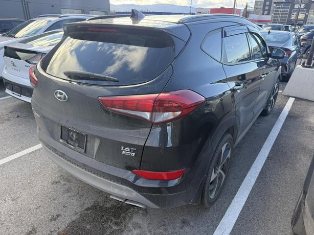 2018 Hyundai Tucson SE ONE OWNER! LOW KMS! LEATHER! SUNROOF! HEATED SEATS / STEE image 4