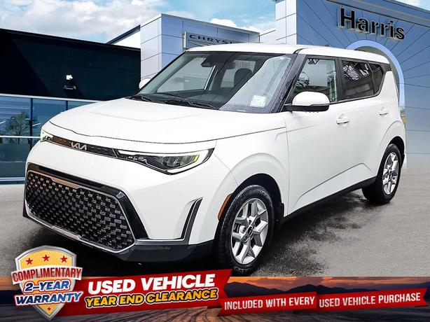 2023 Kia Soul EX | Heated Seats! image 1