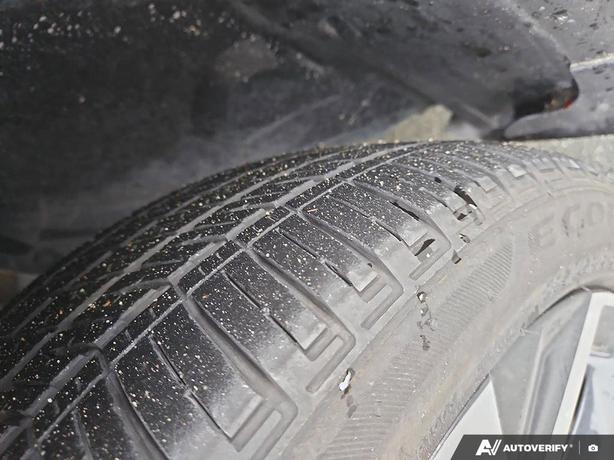 2021 Nissan Qashqai SV AWD | Heated Seats! image 7