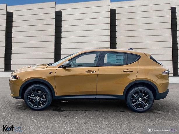 2024 Dodge Hornet GT $9,893 OFF!! WOW!! MASSIVE SAVINGS! demo image 3