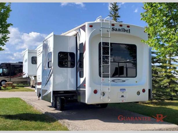 Used 2013 Prime Time RV Sanibel 3500 image 6
