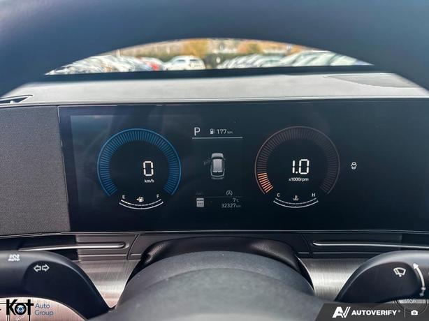 2024 Hyundai Kona Essential LANE KEEP ASSIST! DRIVER ATTENTION WARNING! APPLE CA image 8