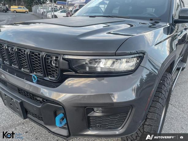 2023 Jeep Grand Cherokee 4xe Trailhawk image 8
