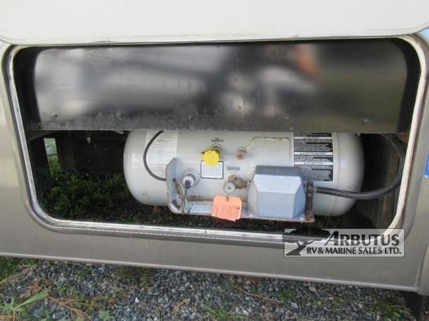 Used 2012 Coachmen RV Mirada 29DS image 8