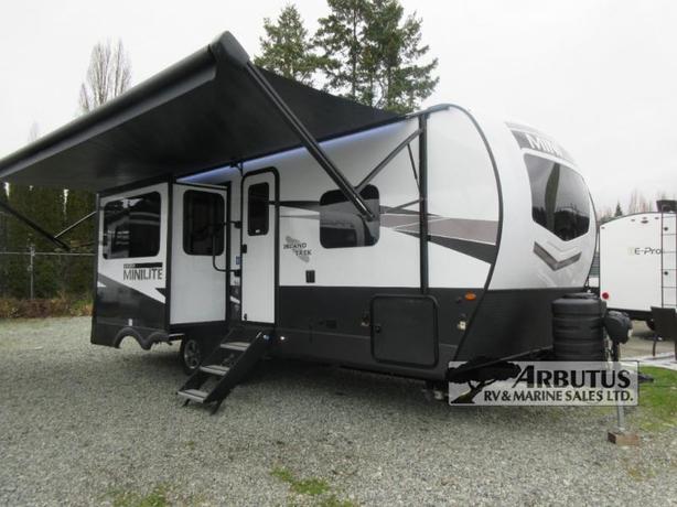 Used 2024 Forest River RV Rockwood Mini Lite 2518S image 1