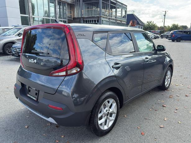 2022 Kia Soul EX - Heated Steering Wheel, Manager Demo image 6