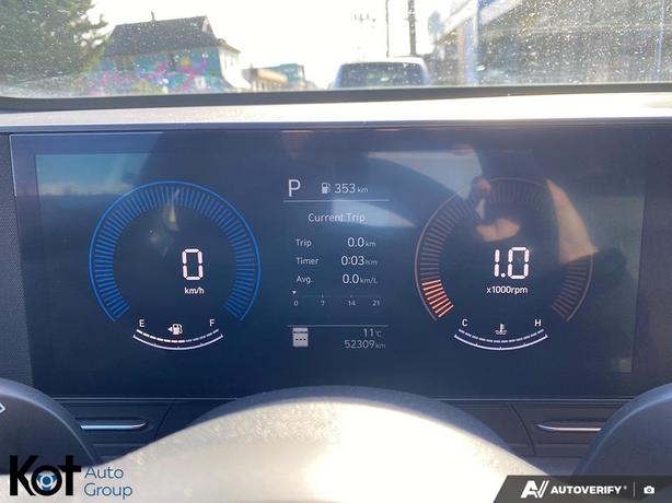 2024 Hyundai Kona Preferred BACKUP CAMERA! BLUETOOTH APPLE CARPLAY! HEATED SEATS image 8