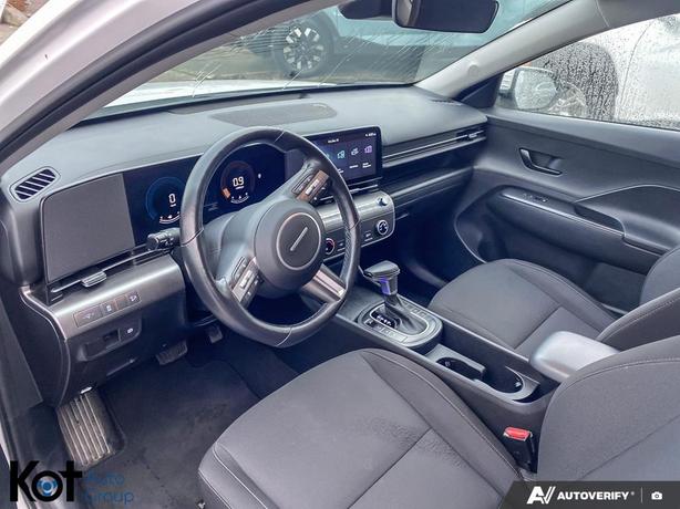 2024 Hyundai Kona Preferred BLUETOOTH APPLE CARPLAY! HEATED FRONT SEATS AND STEE image 6